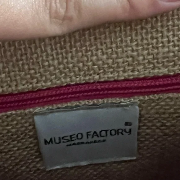 TAKING 1ST OFFER: Jute Smiley Face Handbag - NWOT -  Kelly Style - Picture 5 of 13